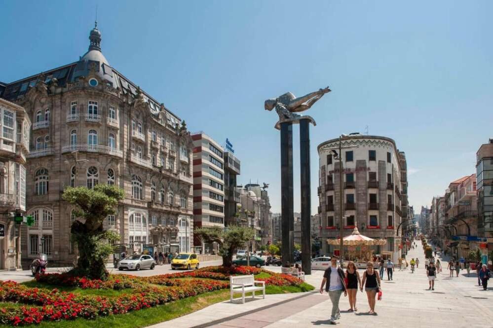 Vivienda Proxima A La Puerta Del Sol Vigo Apartment Luaran gambar